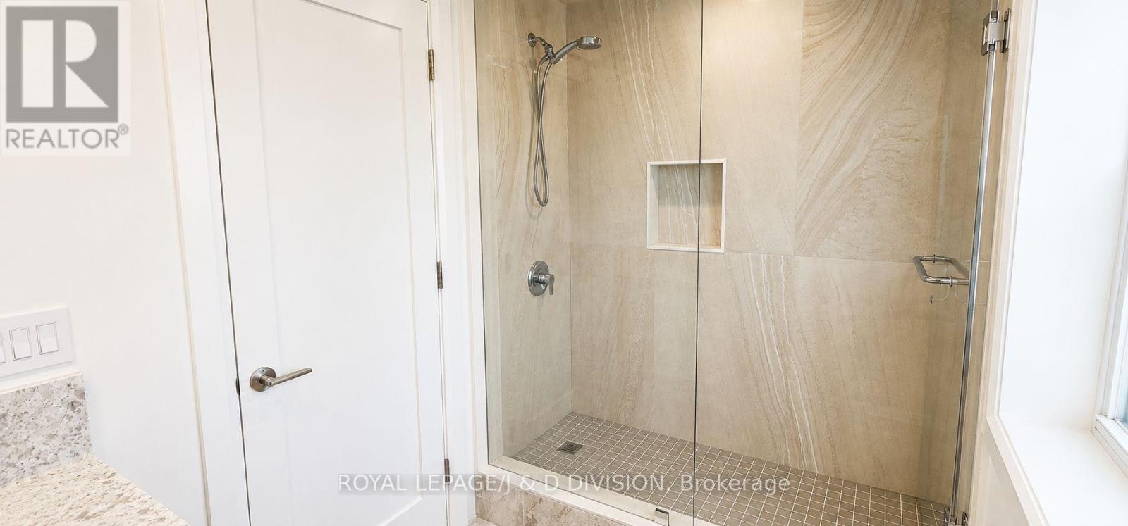 202-2579 Yonge Street, Toronto, ON, M4P 2J1 - 19