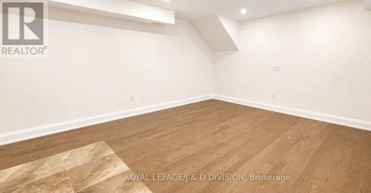 202-2579 Yonge Street, Toronto, ON, M4P 2J1 - 3