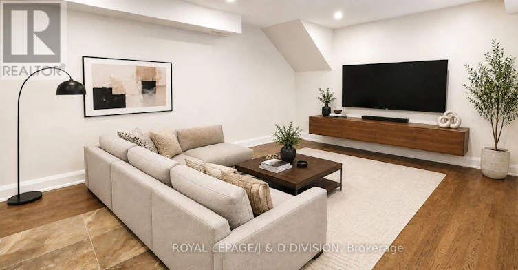202-2579 Yonge Street, Toronto, ON, M4P 2J1 - 2
