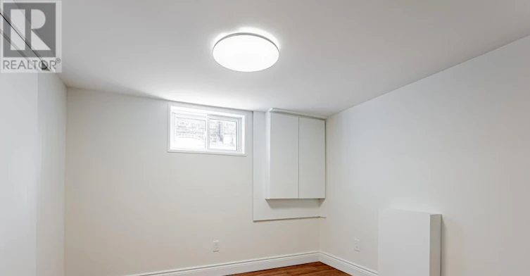 BSMT-4 Hartford Avenue, Toronto, ON, M4L 1N9 - 23