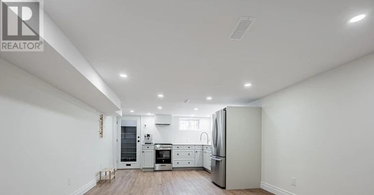 BSMT-4 Hartford Avenue, Toronto, ON, M4L 1N9 - 13