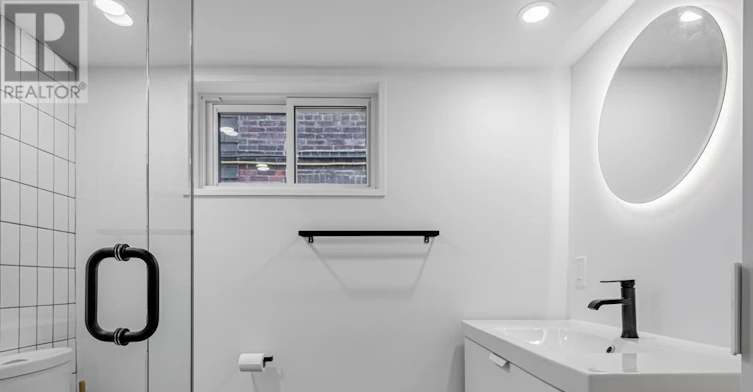 BSMT-4 Hartford Avenue, Toronto, ON, M4L 1N9 - 17