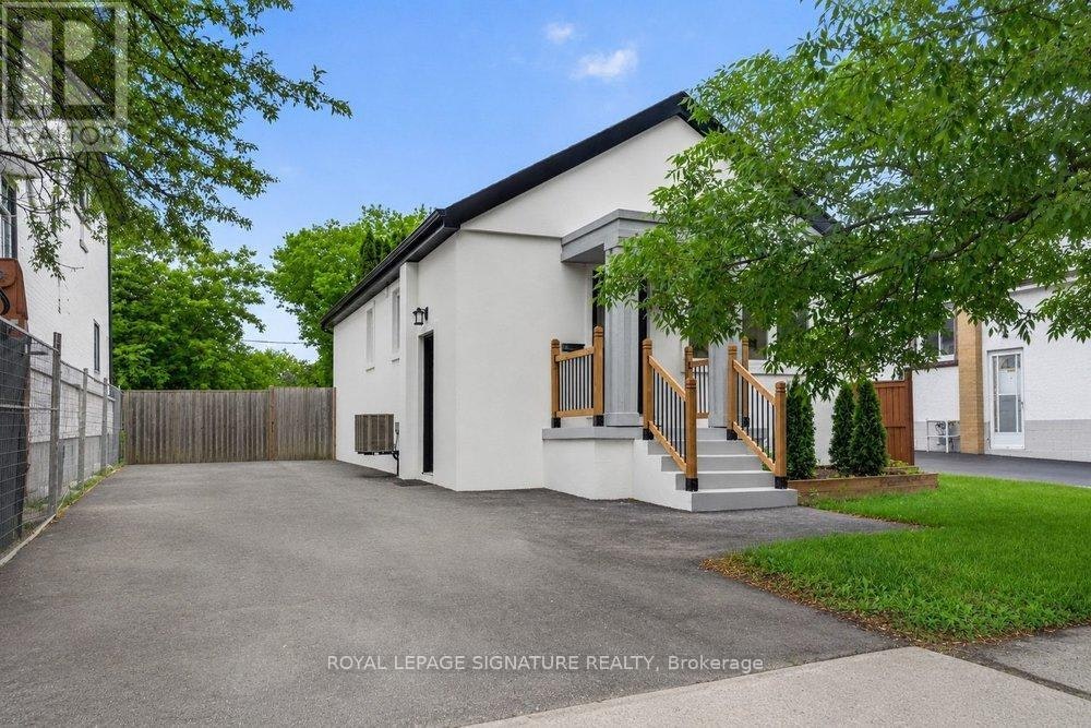 297 Kennedy Road, Toronto, ON, M1N 3P6