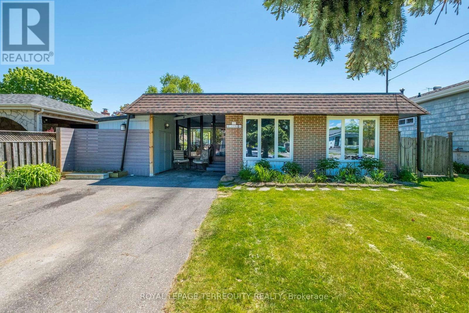 971 Oklahoma Drive, Pickering, ON, L1W 2H8