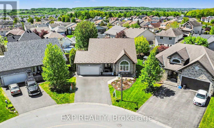 217 Jasper Crescent