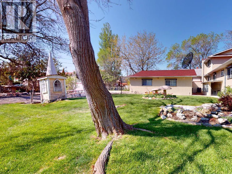6906-6908 Ponderosa Drive, Osoyoos, BC, V0H 1V3 - 23