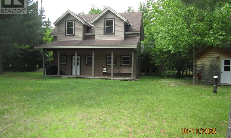 32 Cedar Road