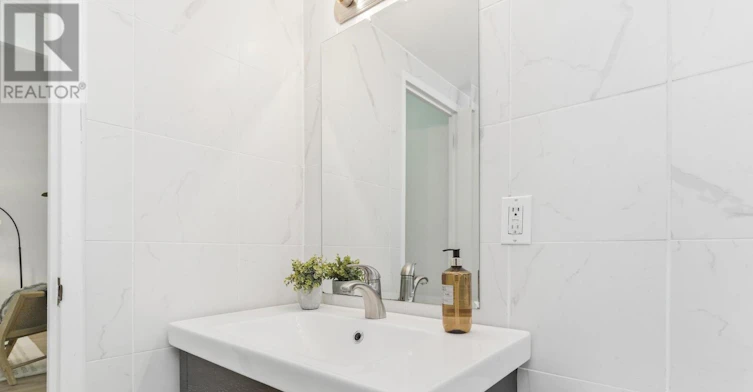 210-335 Lonsdale Road, Toronto, ON, M5P 1R4 - 23