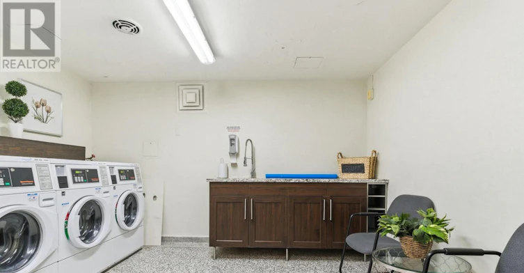 210-335 Lonsdale Road, Toronto, ON, M5P 1R4 - 27