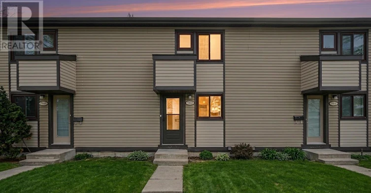 55-7846 Jeanne D'arc Boulevard, Ottawa, ON, K1C 2E9
