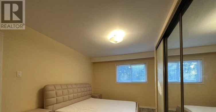 32 Castle Harbour Lane, Markham, ON, L3T 3A2 - 6