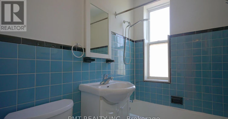 7-137 Brookhaven Drive, Toronto, ON, M6M 4P1 - 17