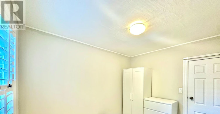 MAIN FL-55 Fairbank Avenue E, Toronto, ON, M6E 3Y6 - 8
