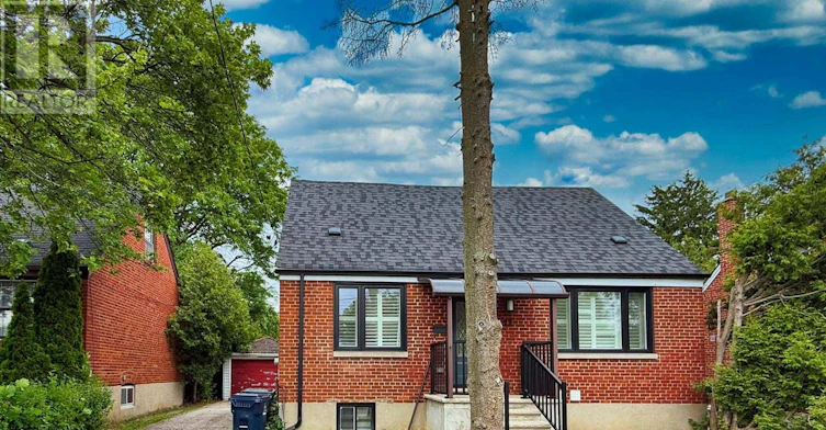 77 Talbot Road, Toronto, ON, M2M 1S1 - 2