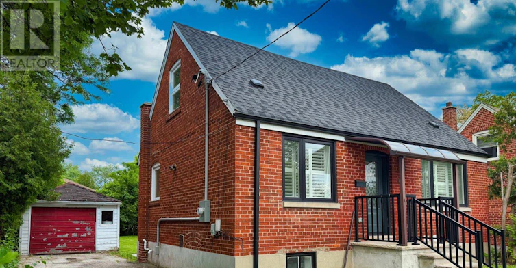 77 Talbot Road, Toronto, ON, M2M 1S1 - 4
