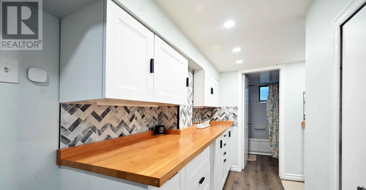 1335 Woodbine Avenue, Toronto, ON, M4C 4G3 - 2