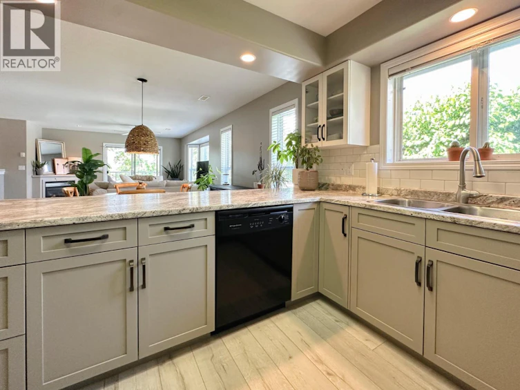 3-8507 70th Avenue, Osoyoos, BC, V0H 1V0 - 9