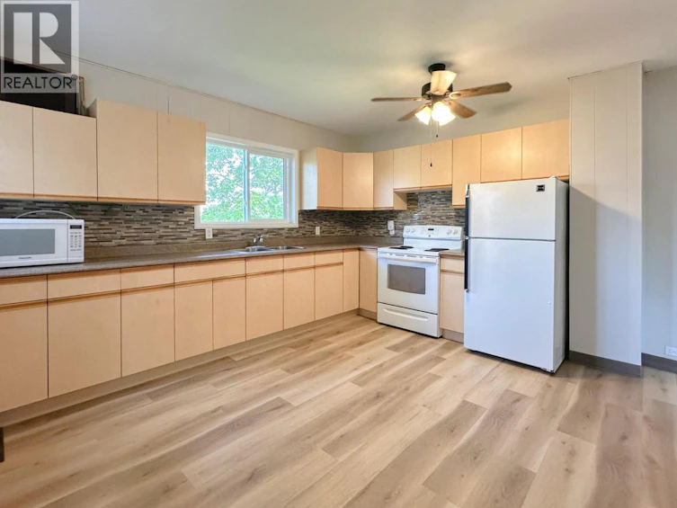 6910 Ponderosa Drive, Osoyoos, BC, V0H 1V3 - 13