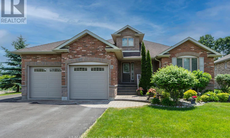 2 Pine Marsh Lane