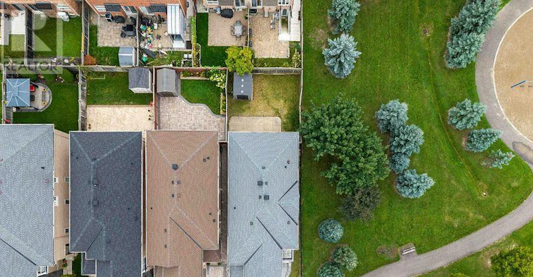 3265 Cabano Crescent N, Mississauga, ON, L5M 0B9 - 4