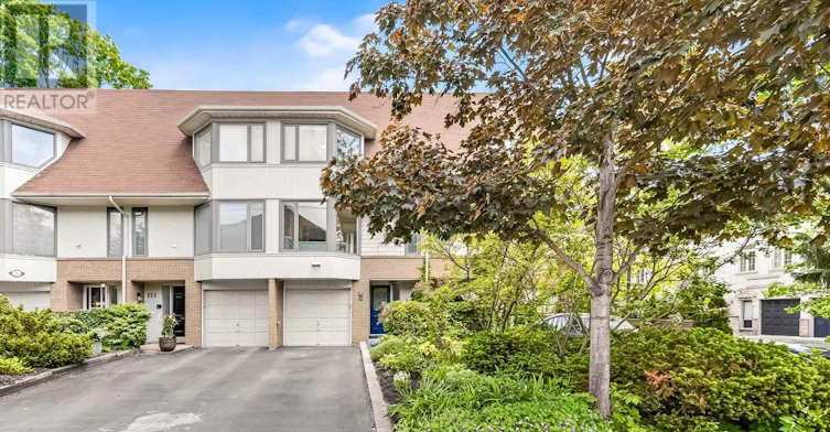 109 Brant Street, Oakville, ON, L6K 2Z7