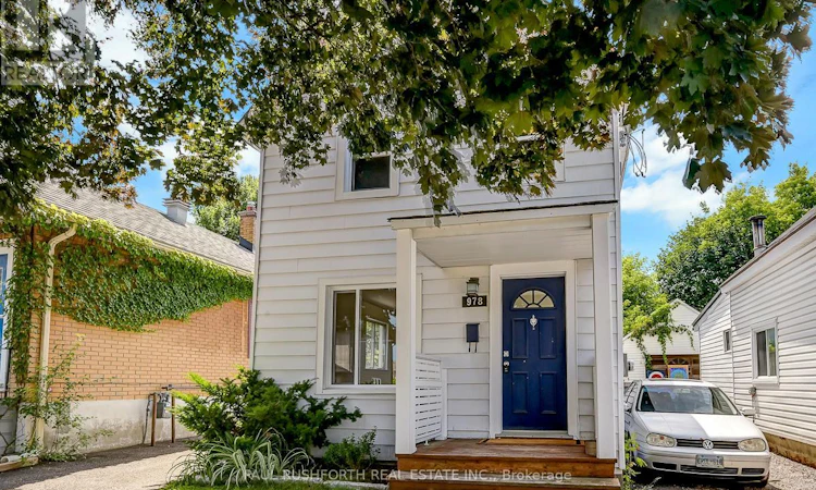 978 Admiral Avenue