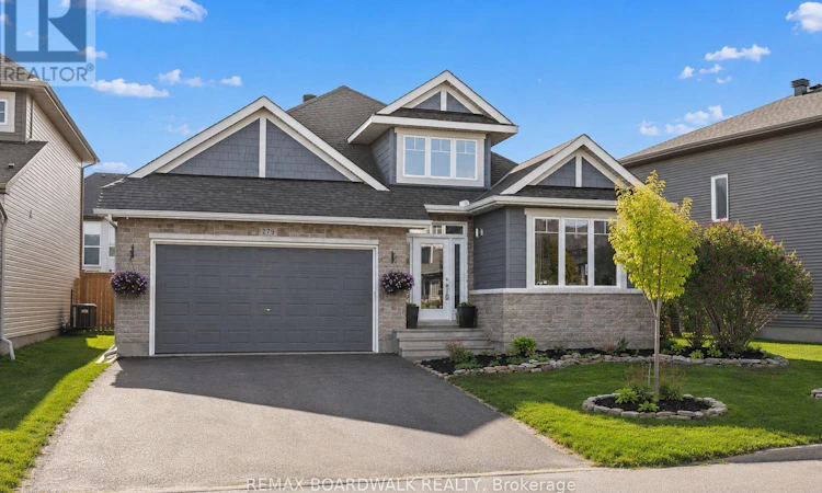 279 Sceptre Way