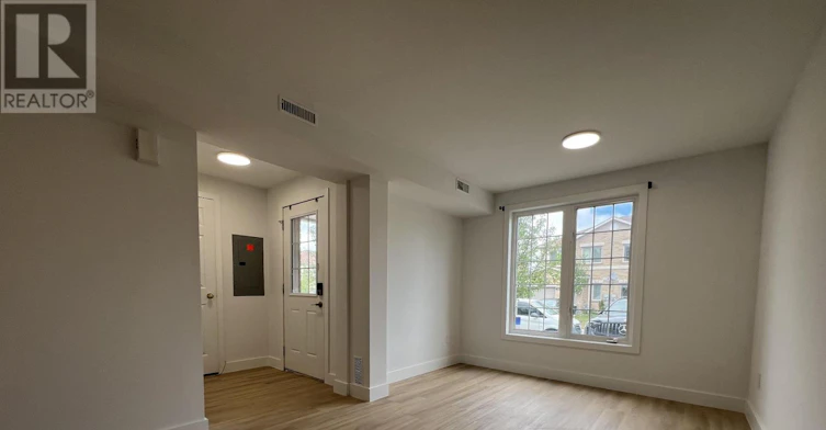 33-175 Stanley Street, Barrie, ON, L4M 0G2 - 3