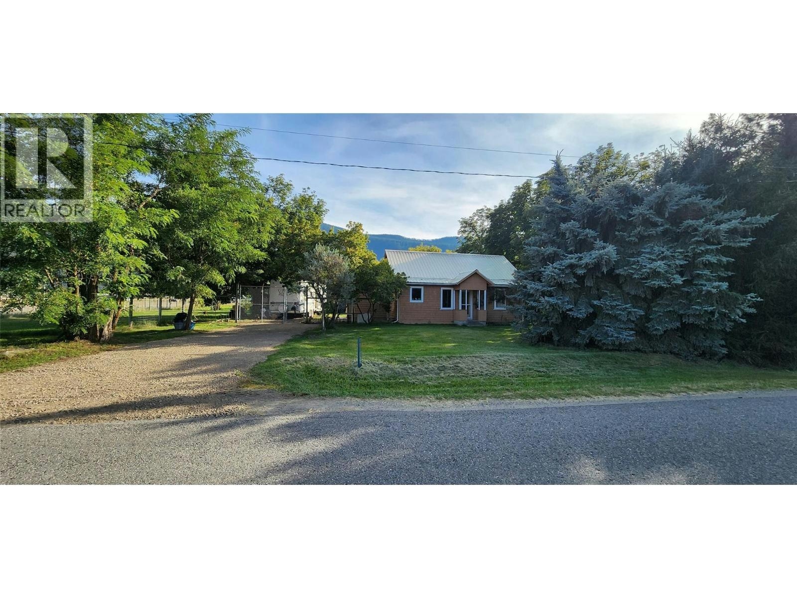 780 Cameron Avenue, Grand Forks, BC, V0H 1H4