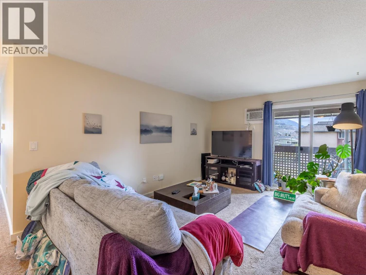 123-3140 Wilson Street, Penticton, BC, V2A 8G5 - 3