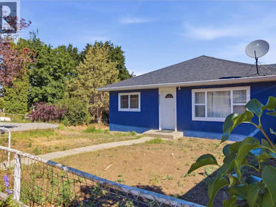 6507 Savona Access Road - 2