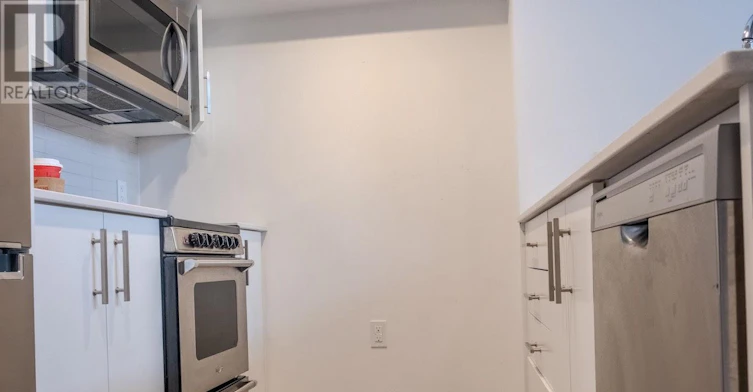 105-312 Erb Street W, Waterloo, ON, N2L 0K9 - 10