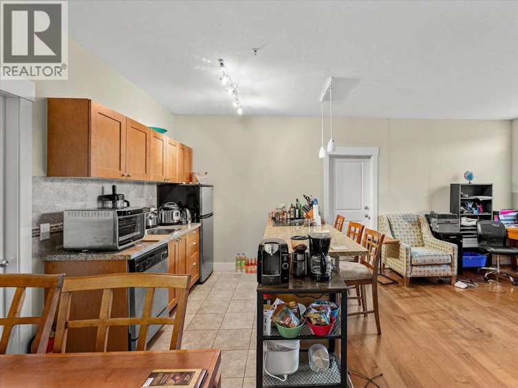 301-4205 Gellatly Road, West Kelowna, BC, V4T 2K2 - 32
