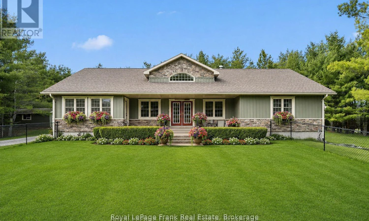 382 Lakehurst Circle Road