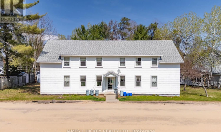 14 Huron Street