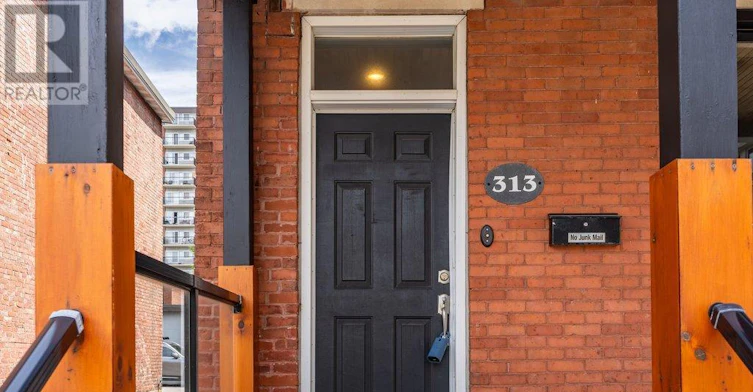 313 Lebreton Street S, Ottawa, ON, K1S 4L4 - 4