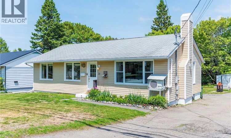 71 Champlain Drive