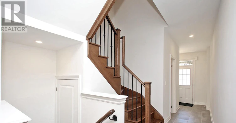 8 Tremoy Road, East Gwillimbury, ON, L9N 0T4 - 15