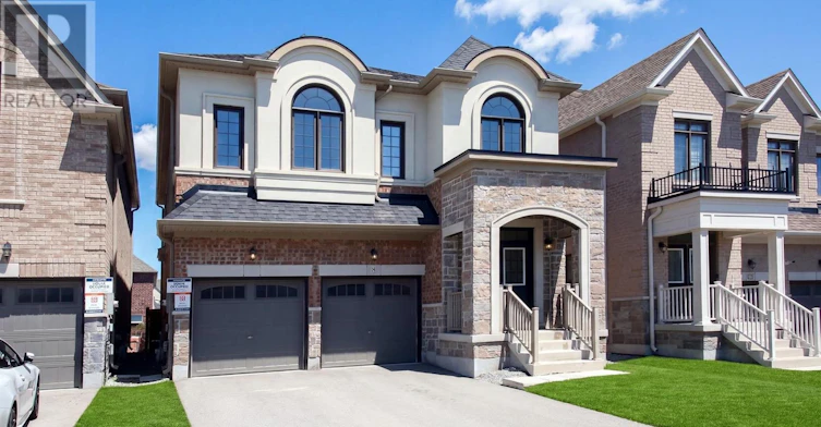 8 Tremoy Road, East Gwillimbury, ON, L9N 0T4
