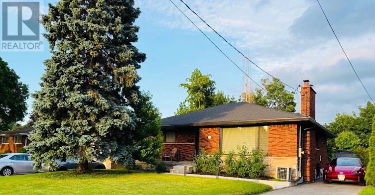 139 Sunrise Drive, Hamilton, ON, L8K 4C7
