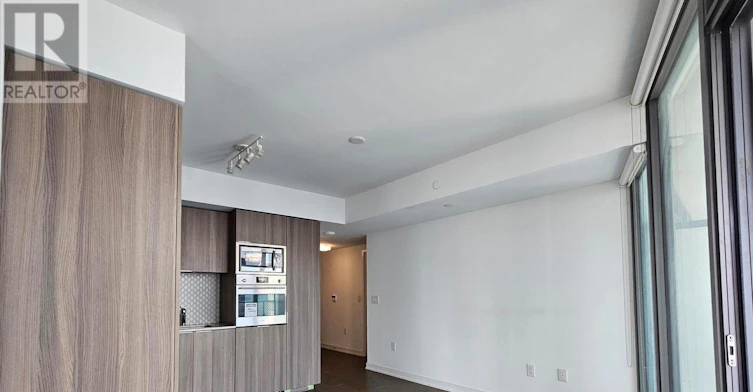 1211-11 Wellesley Street W, Toronto, ON, M4Y 0G4 - 6