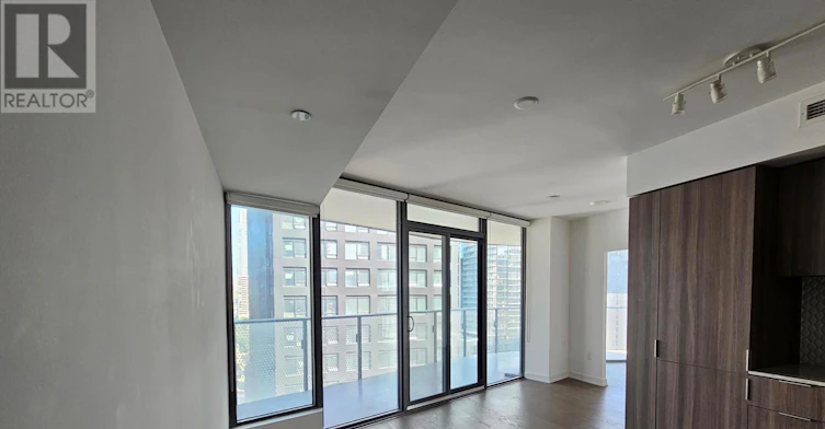 1211-11 Wellesley Street W, Toronto, ON, M4Y 0G4 - 7
