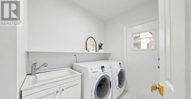 43 Piccadilly Road, Richmond Hill, ON, L4B 1S9 - 19