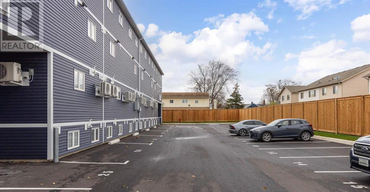 35 Southworth Street N, Welland, ON, L3B 1X8 - 12