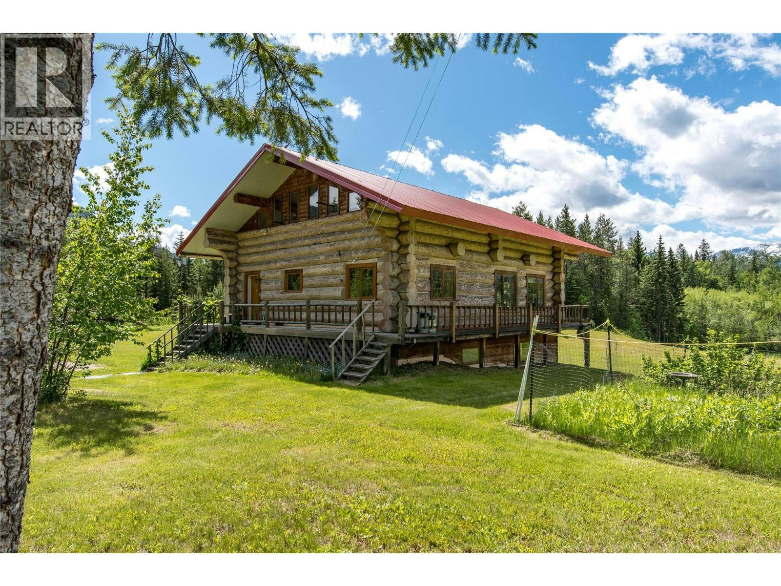 1360 Adolph Johnson Road, Golden, BC, V0A 1H1