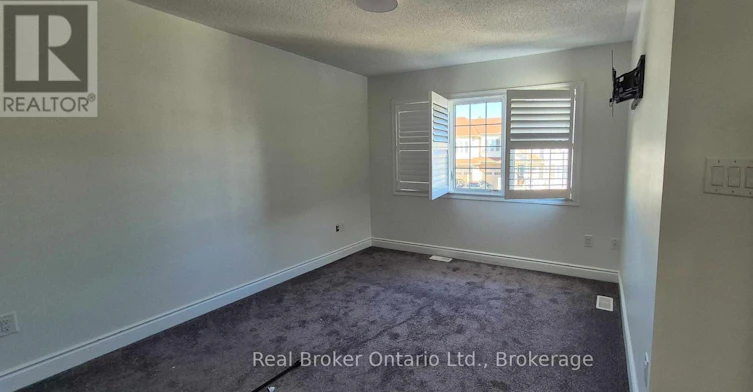 172 Mcbride Avenue, Clarington, ON, L1C 0J4 - 6