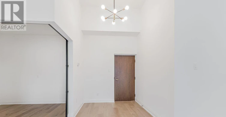 814-55 Harbour Square, Toronto, ON, M5J 2S2 - 3