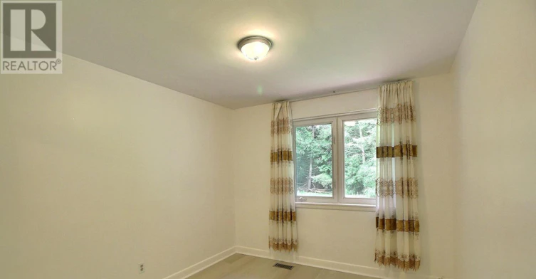 29 Tangmere Road, Toronto, ON, M3B 2N2 - 11