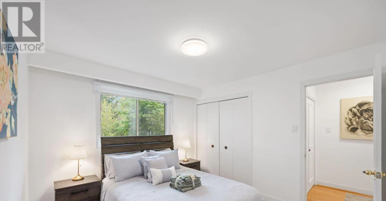 MAIN-73 Centre Avenue, Toronto, ON, M2M 2L5 - 32
