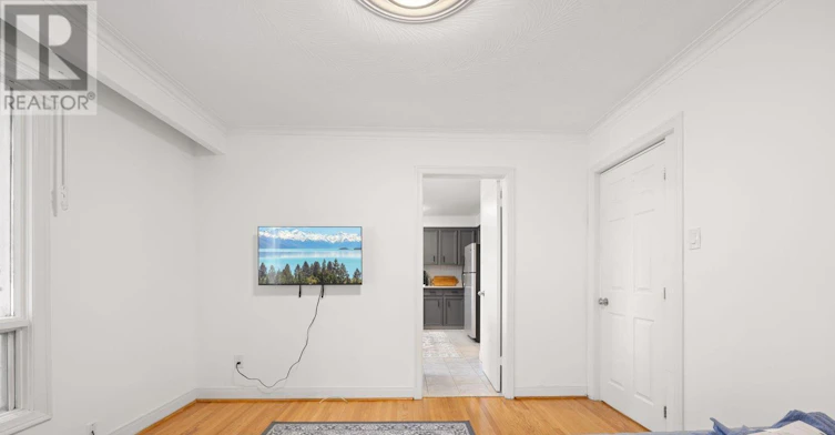 MAIN-73 Centre Avenue, Toronto, ON, M2M 2L5 - 16